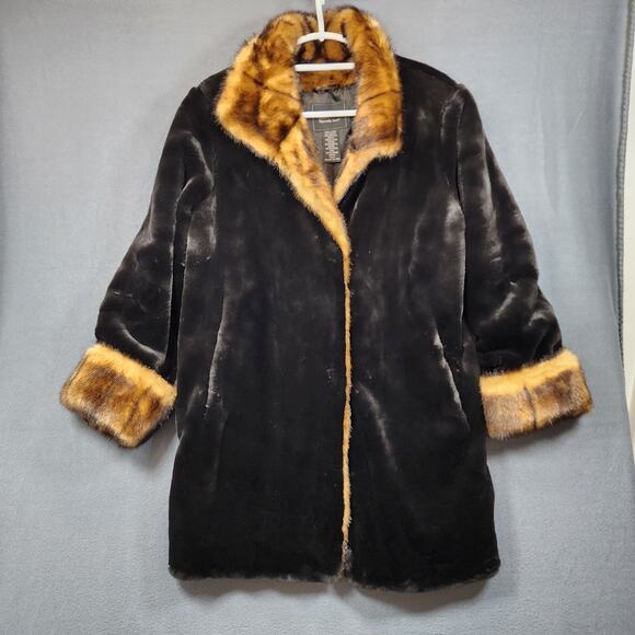 Luxe Especially Yours Womens Faux Fur Coat Medium Brown Mob Wife City Luxurious